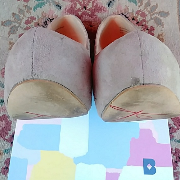 Charming Charlie Faux Gray Suede Heels - Size 7 - Picture 5 of 5